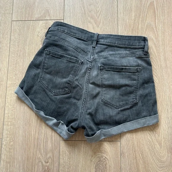 Small shorts bundle - Picture 7 of 9